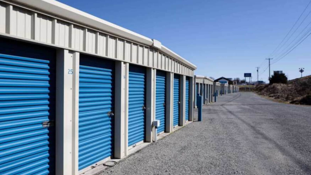 Picture of: How To Invest in Self-Storage: A Beginner’s Guide – Hindustan Times