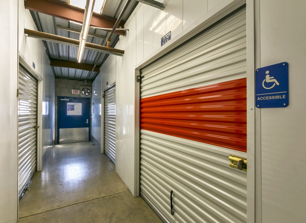 Picture of: Self Storage in Rancho Cucamonga, CA  Victoria Self Storage & RV