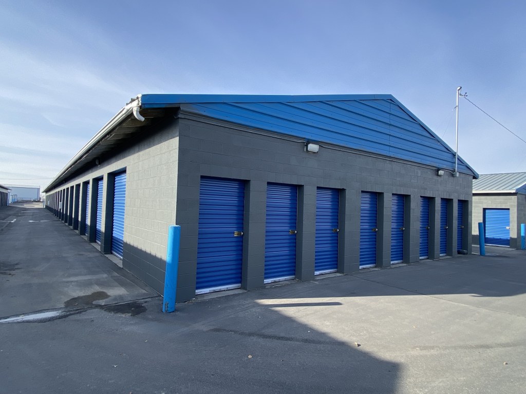 Picture of: Self storage units in Twin Falls, ID from $   Eastland Dr S